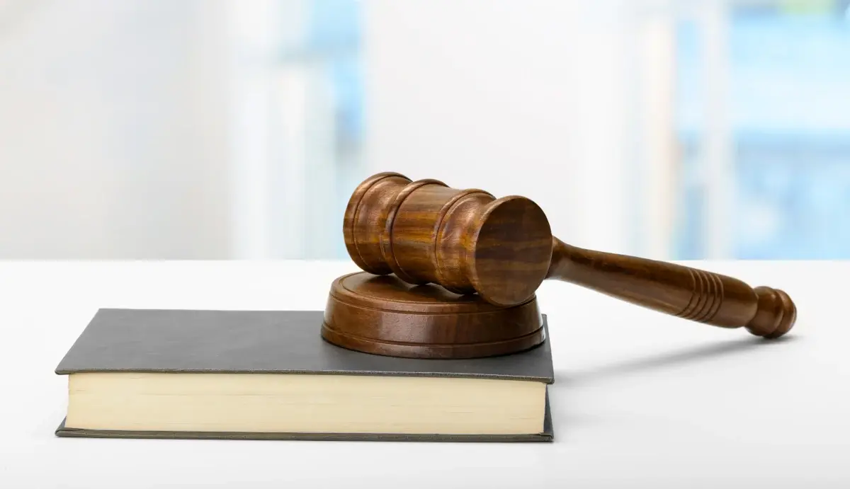 judge-and-justice